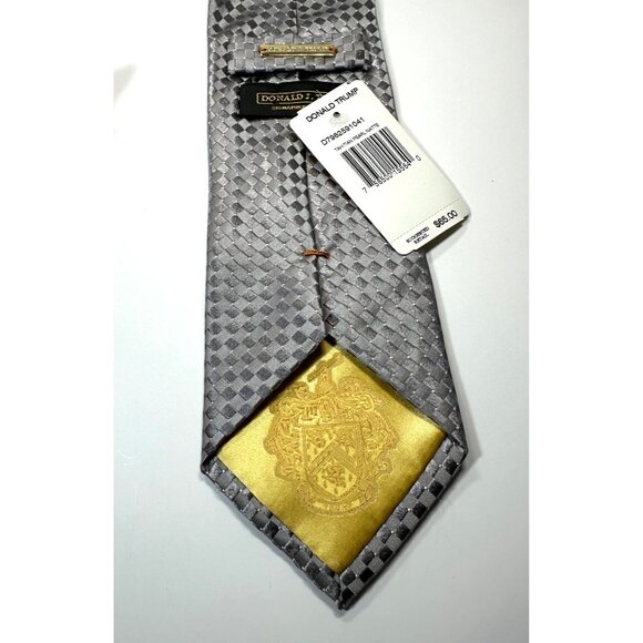 Donald J. Trump Signature Collection Gray Checkered Silk Tie - Picture 4 of 5